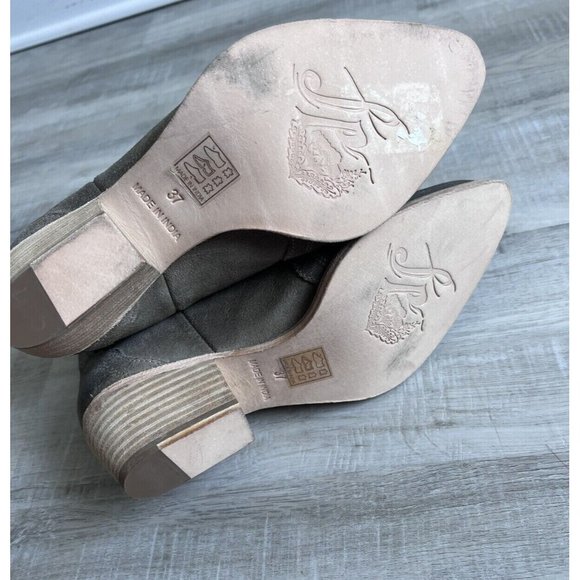 NEW Free People Frontier Chelsea Leather Boots in Washed Taupe (Size 37/US 6.5) - Picture 7 of 8